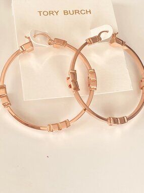 NEW Tory Burch Serif-T Rose Gold Hoop Earrings 1 3/4”